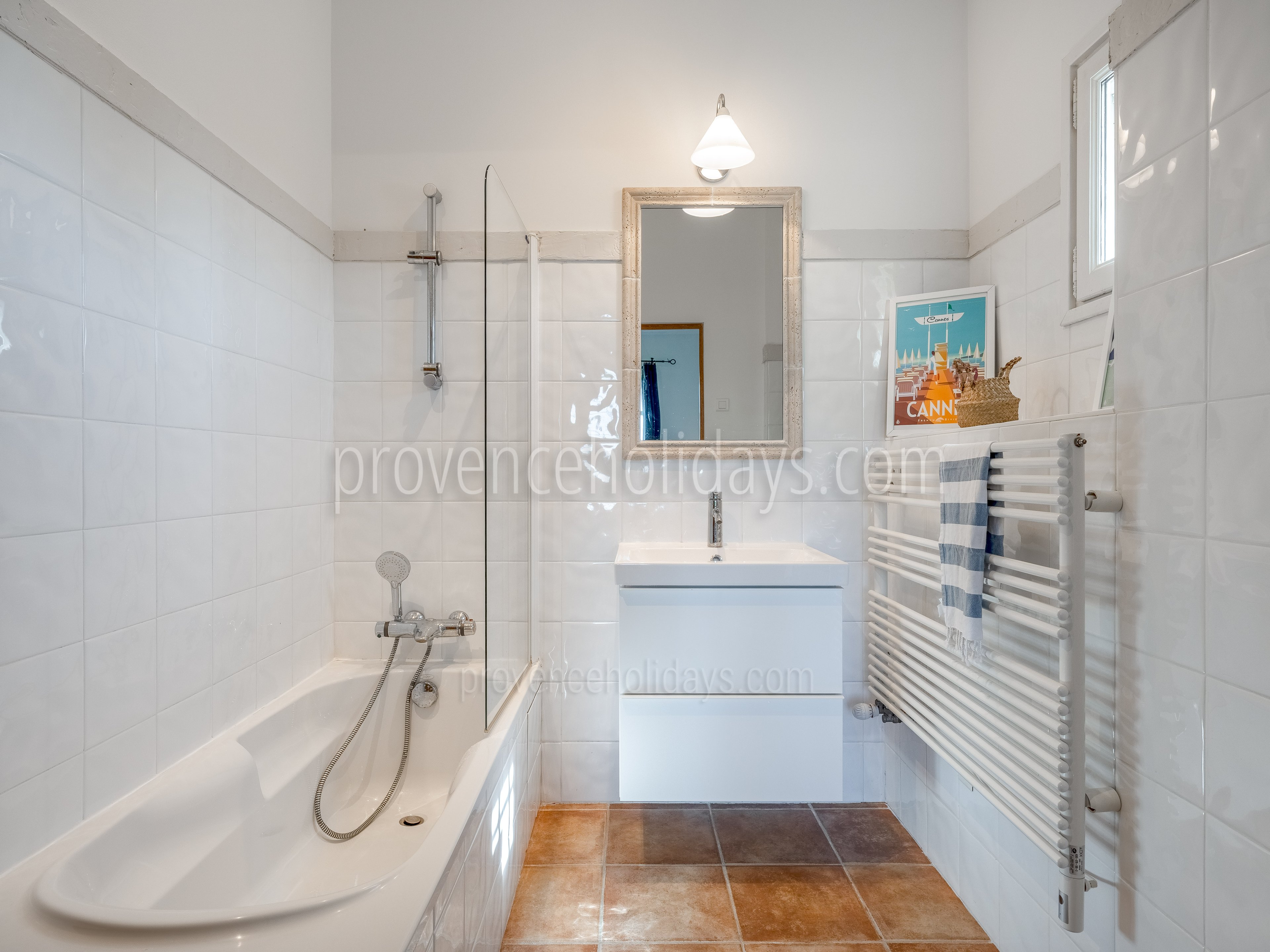 36 - Maison Ferdinand: Villa: Bathroom