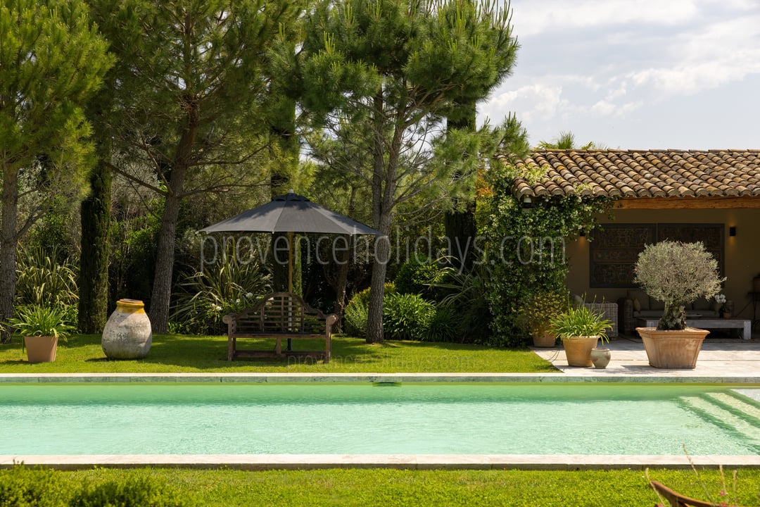 8 - Mas Paradis: Villa: Exterior
