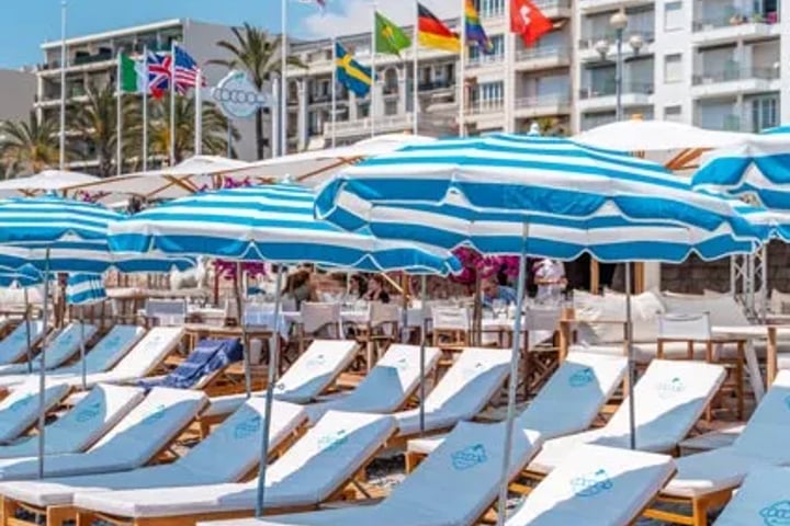 Spiaggia Cocoon