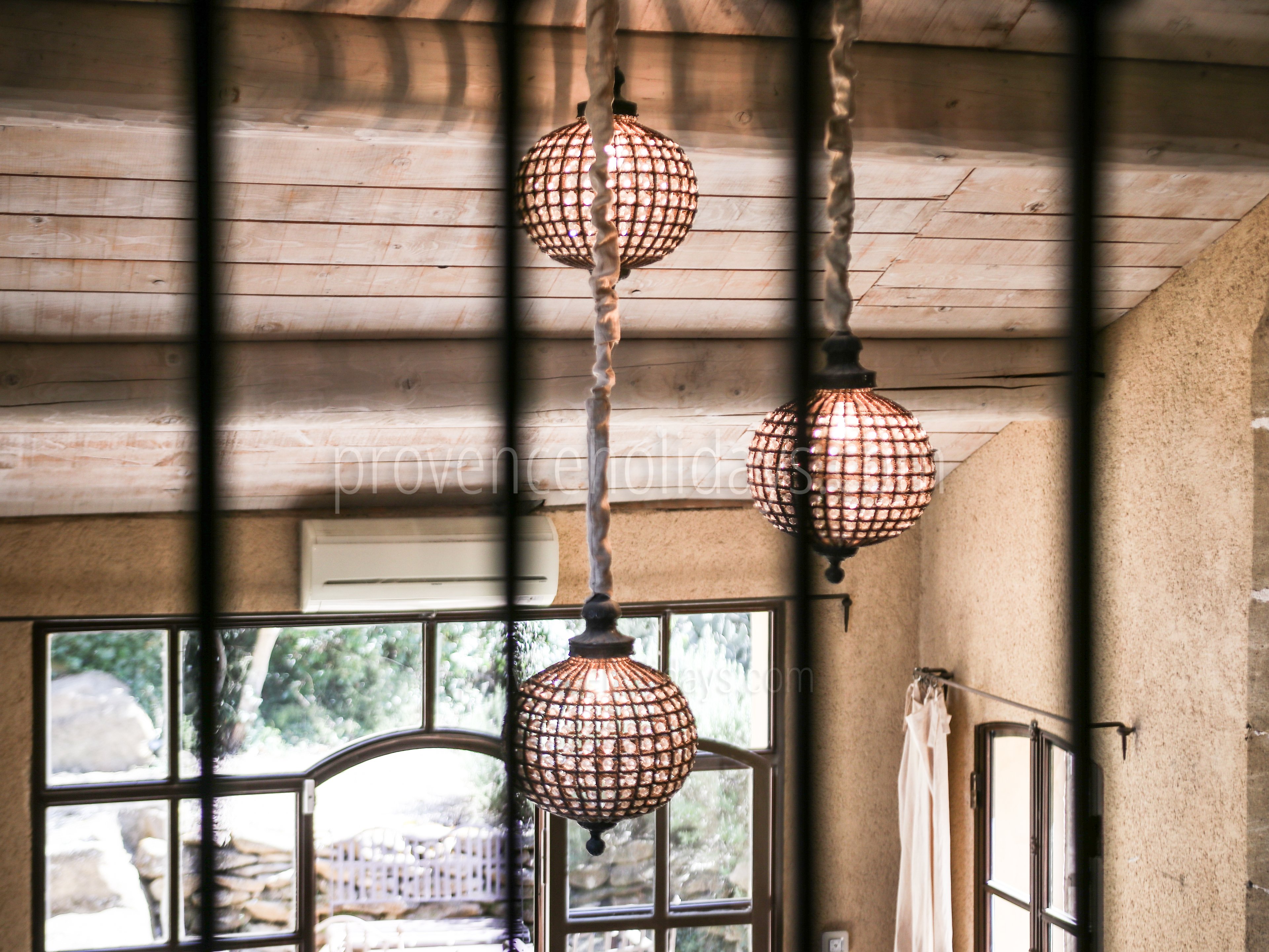 14 - Mas de Beaumes: Villa: Interior