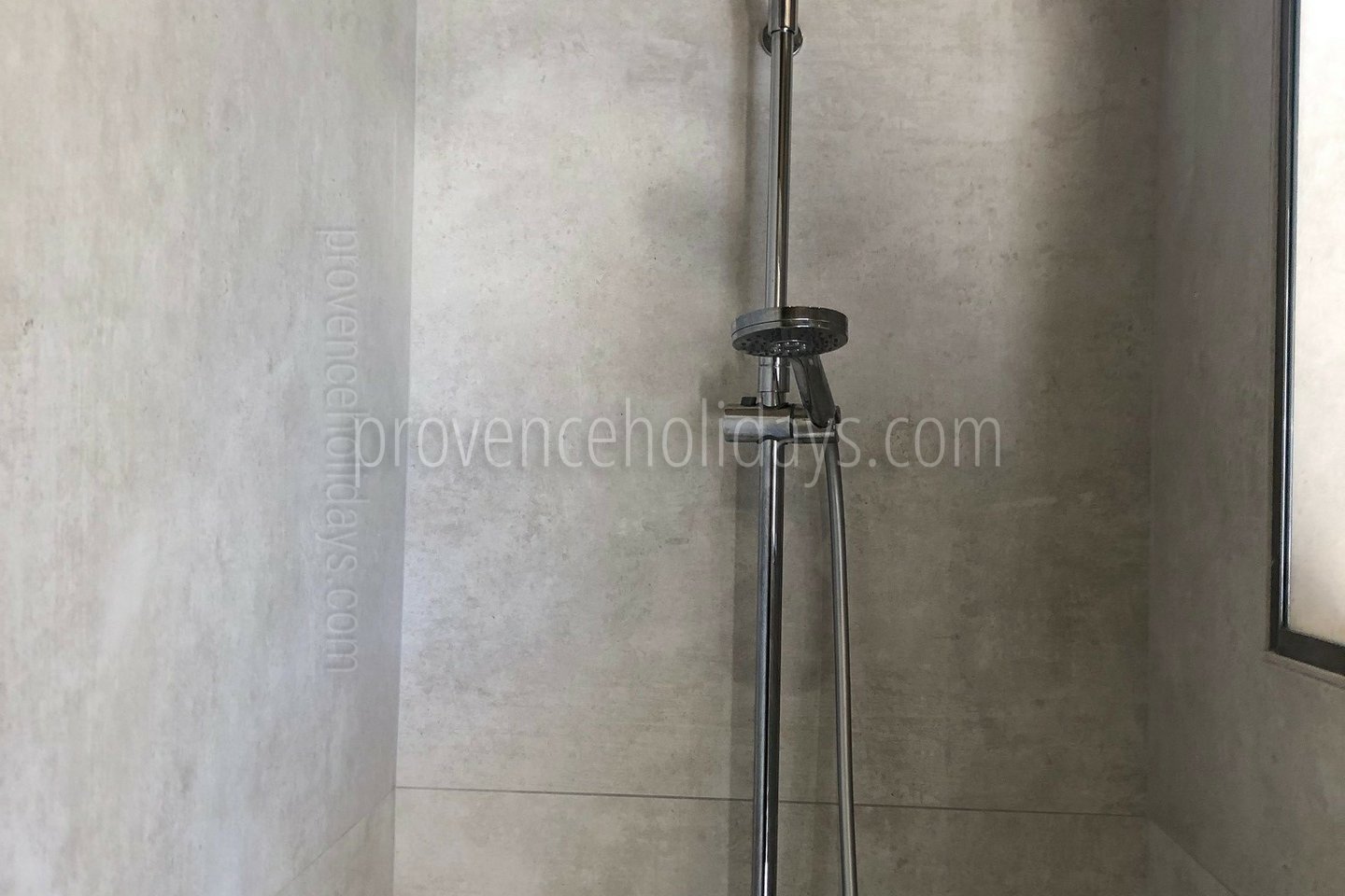 59 - Mas du Vaucluse: Villa: Bathroom
