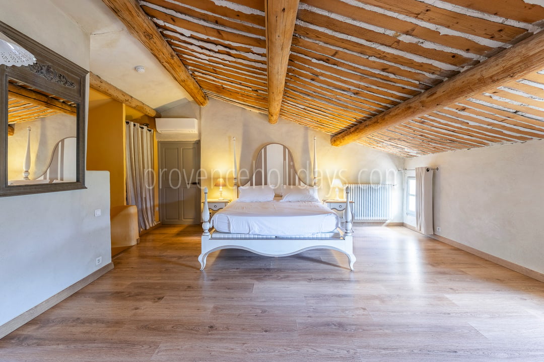 25 - La Grande Bastide d\'Ocre: Villa: Bedroom 5