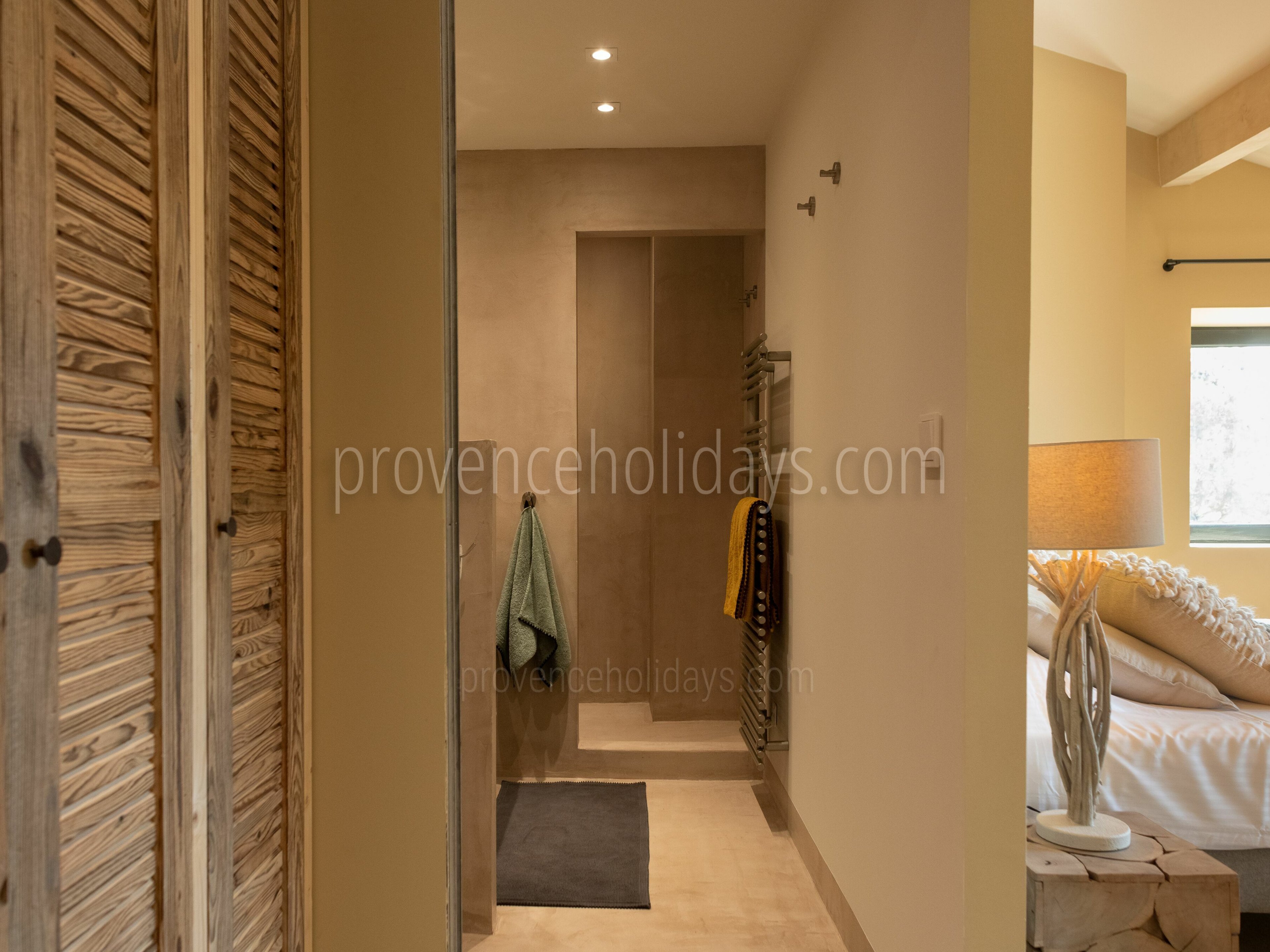22 - Mas de Provence: Villa: Interior