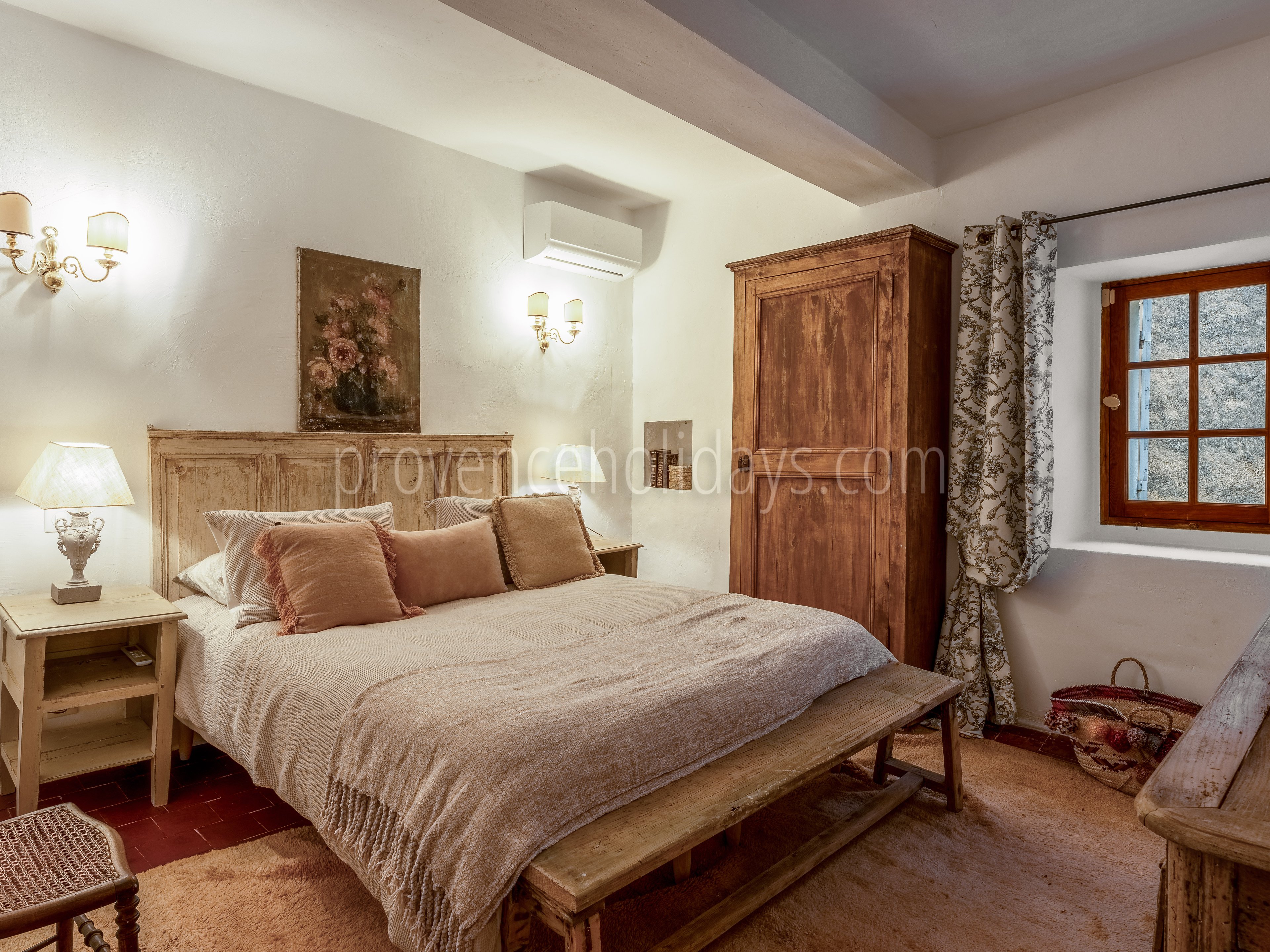 15 - Petite Maison Rochevieille: Villa: Bedroom 2