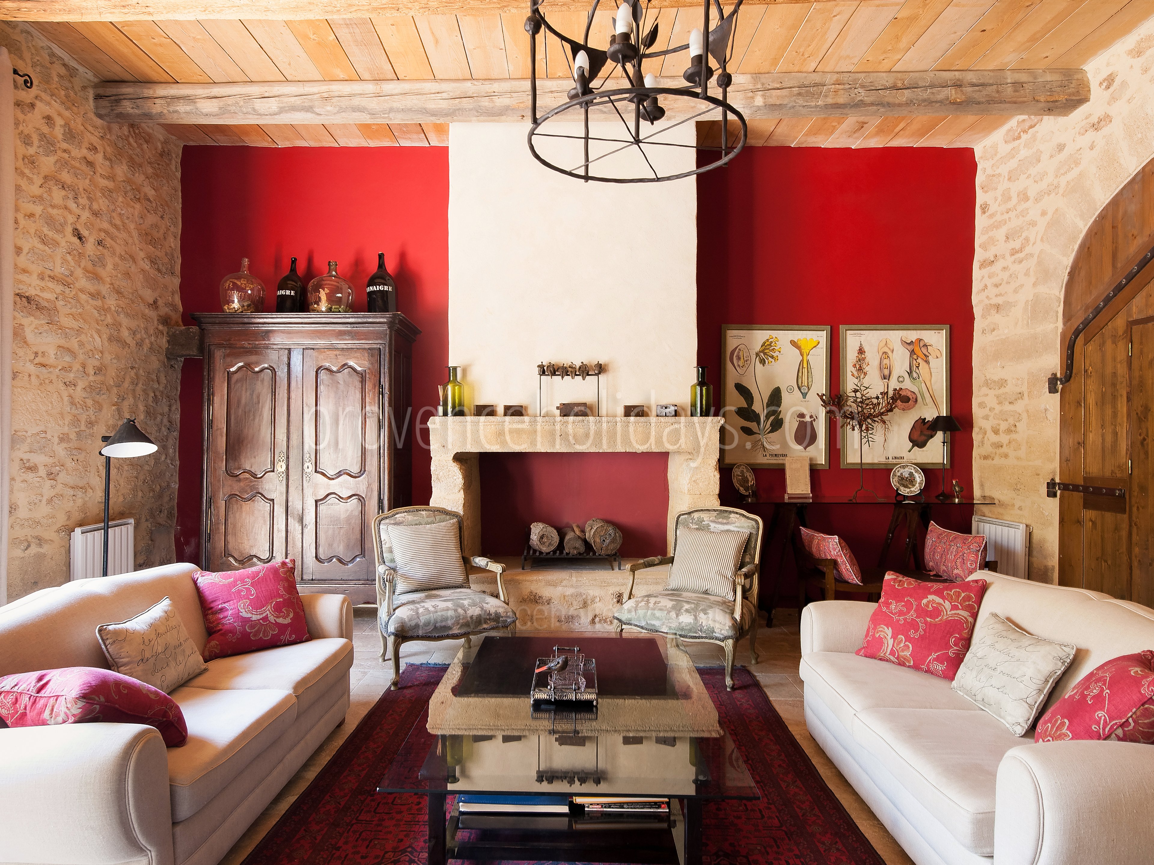 29 - Mas Pont-du-Gard: Villa: Interior