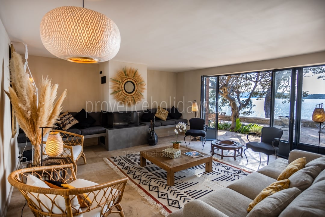13 - Rivage: Villa: Interior