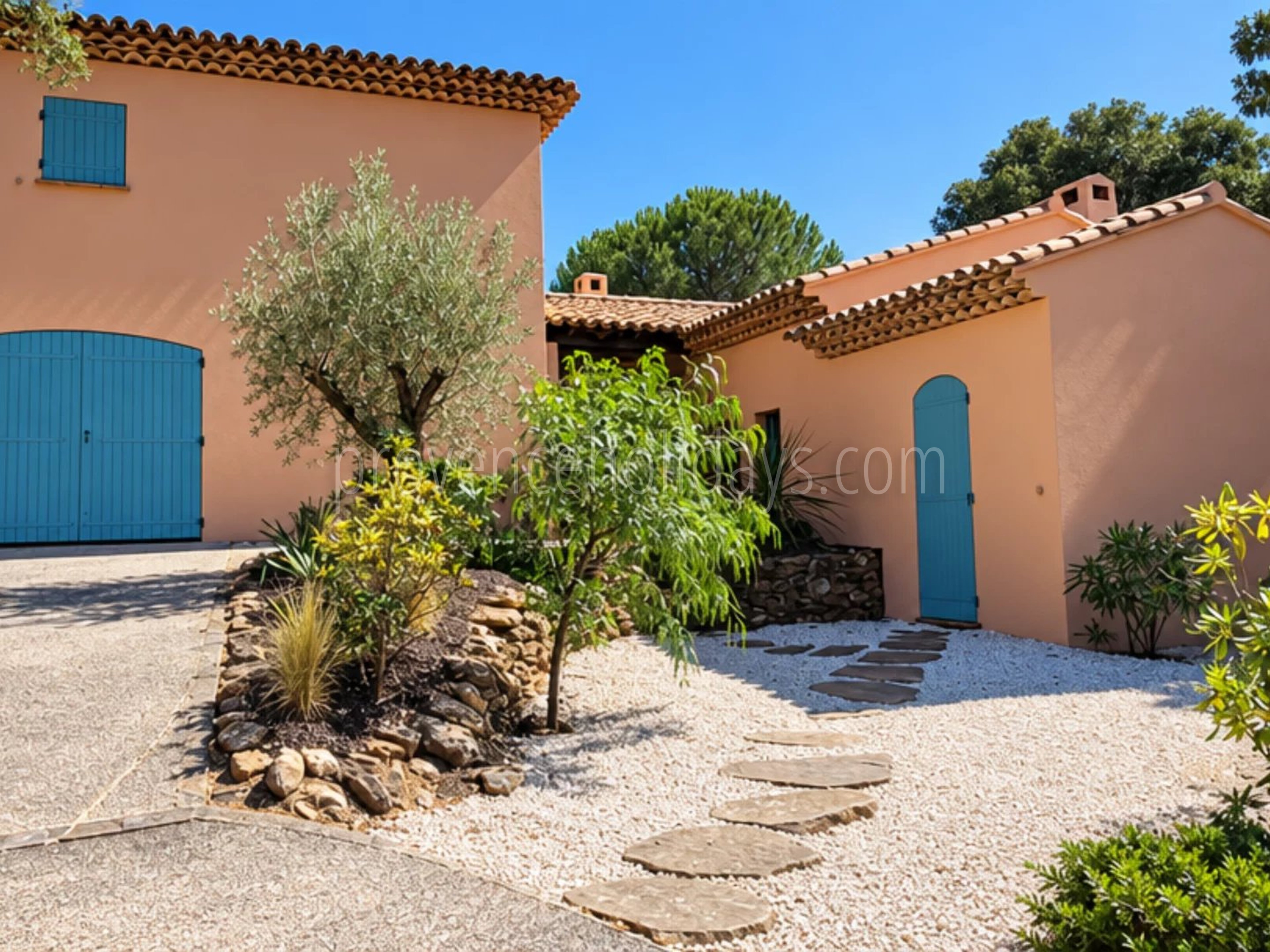 6 - Te renoveren villa in Rayol-Canadel-sur-Mer: Villa: Exterior