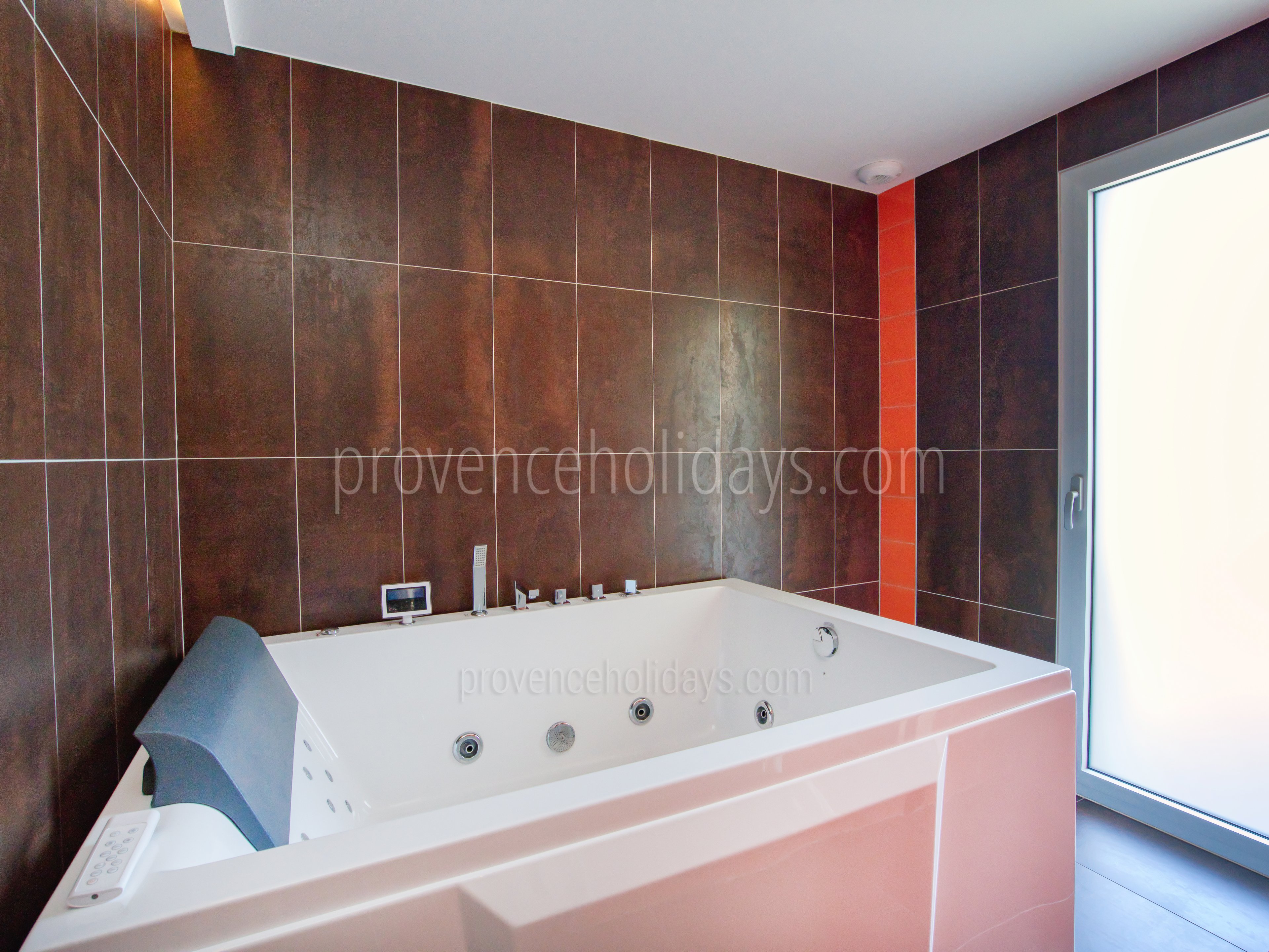 12 - Saphir de Mer: Villa: Bathroom