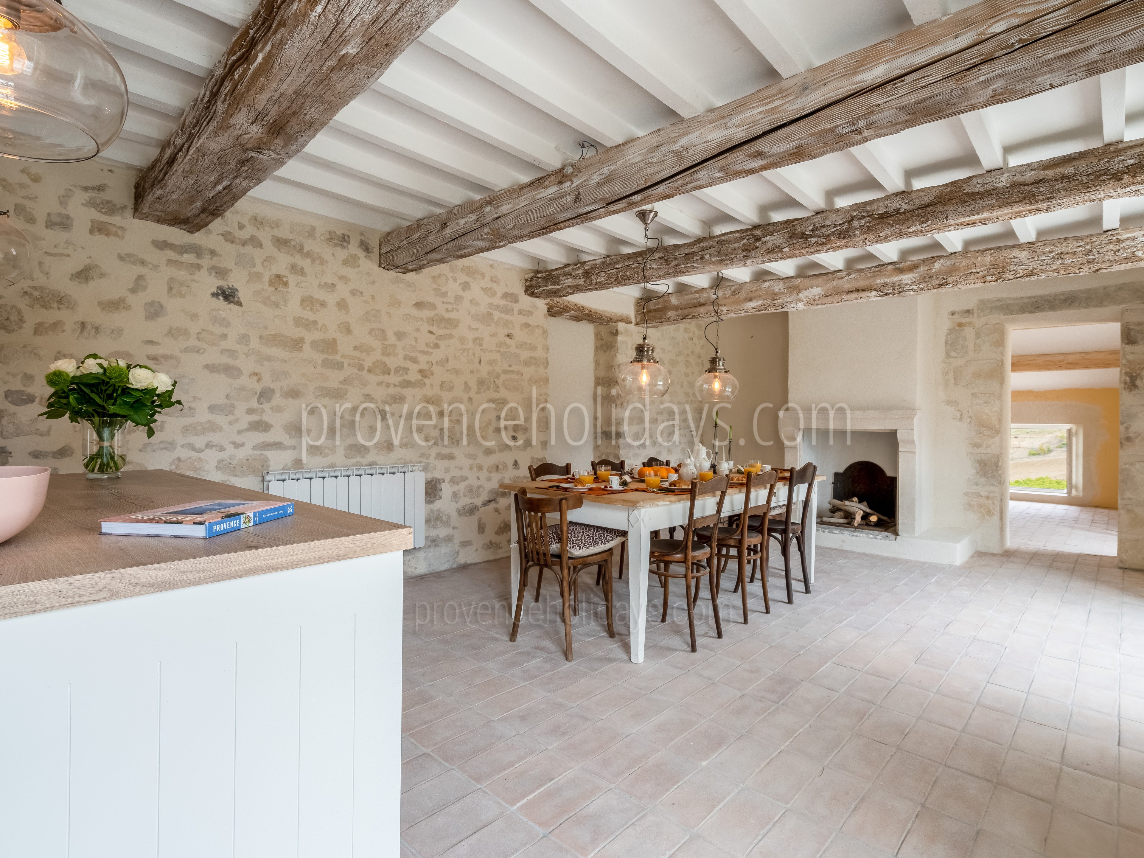 15 - Mas Cerisiers: Villa: Interior