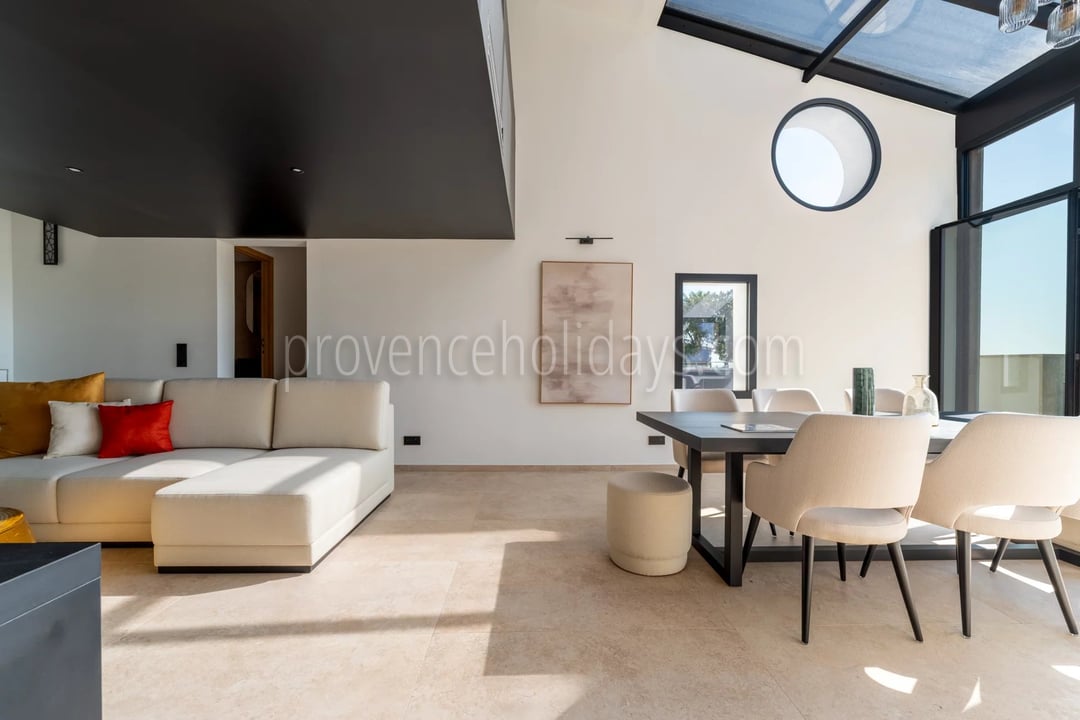 18 - Hedendaagse villa in Cavalaire-sur-Mer: Villa: Interior