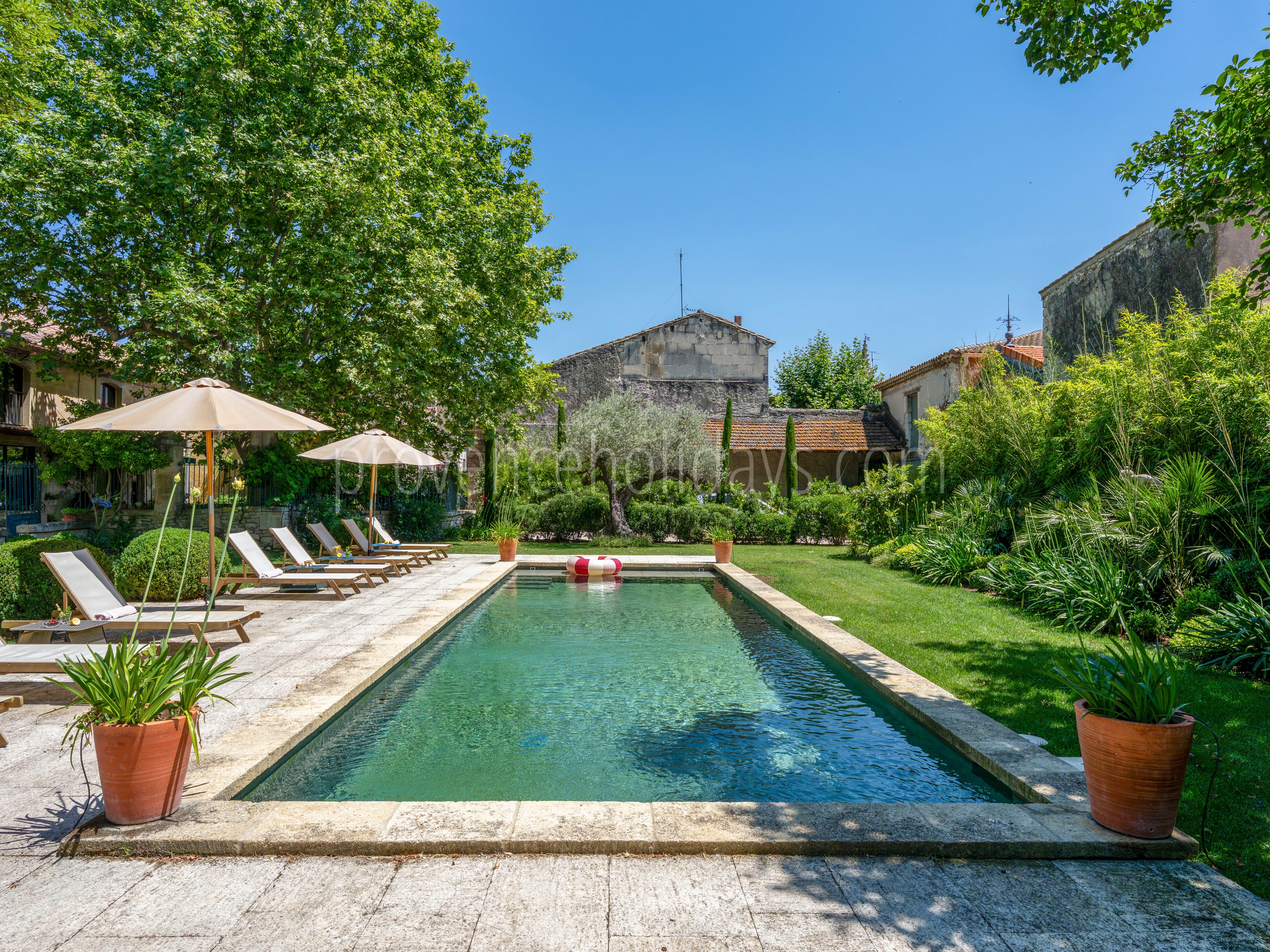 73 - La Bastide du Millénaire: Villa: Pool