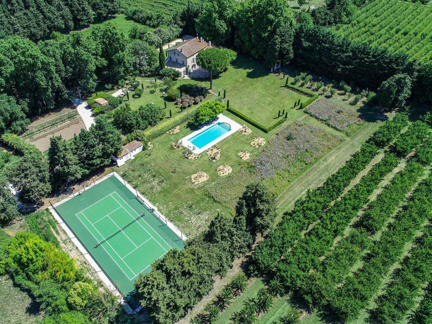 Wunderschönes Anwesen mit privatem Tennisplatz   Provence