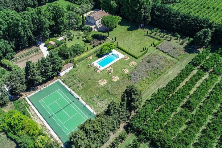 Holiday villa in Saint-Andiol, The Alpilles