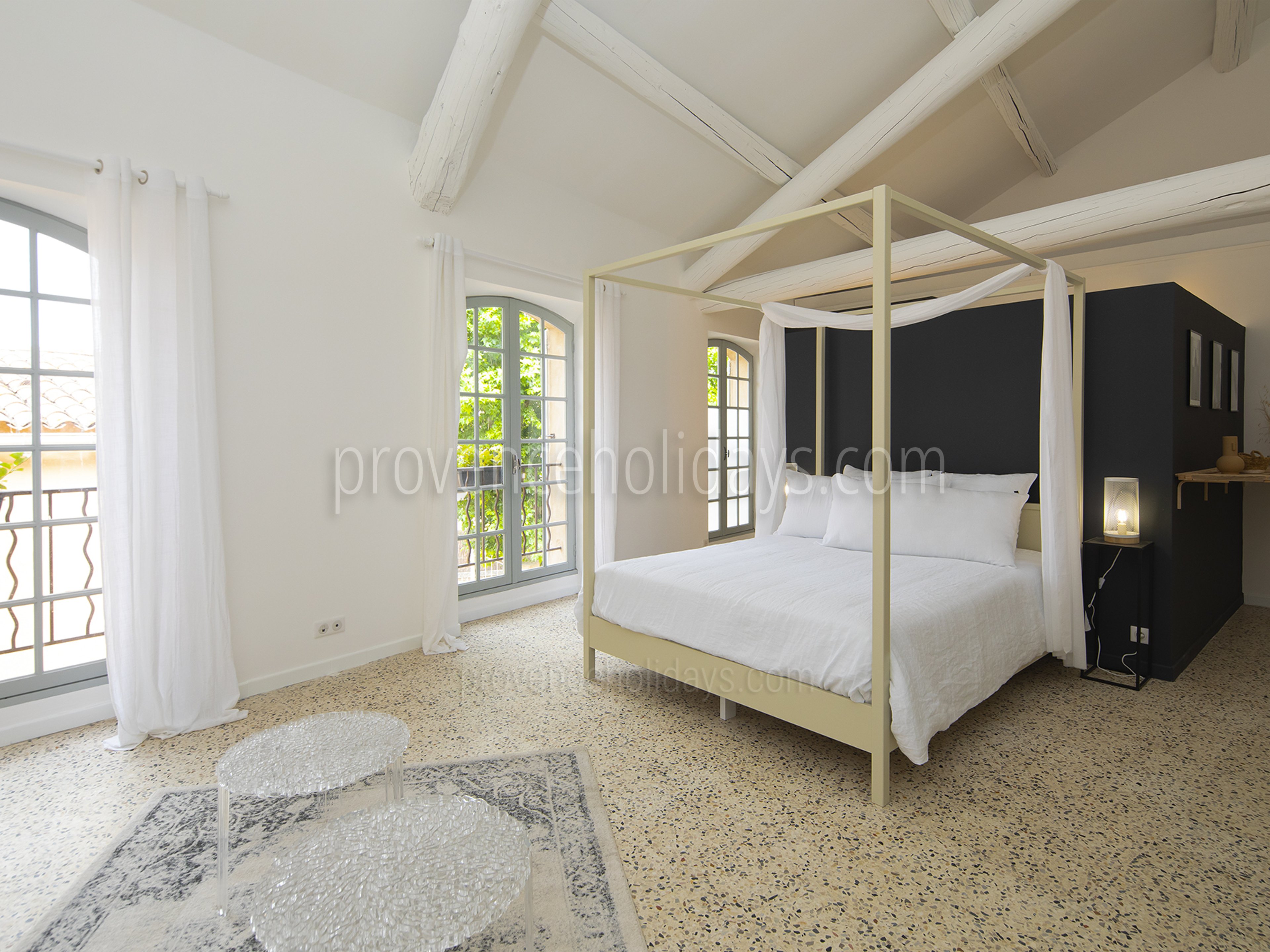 4 - Villa des Siècles: Villa: Bedroom