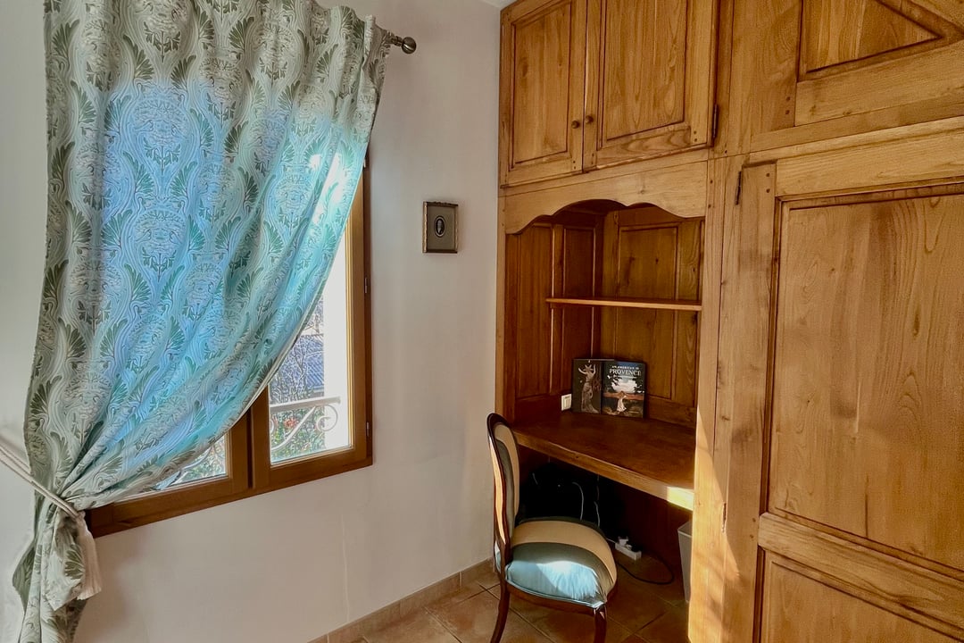 39 - Une maison dans Ménerbes: Villa: Interior