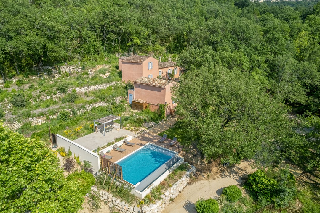 3 - Les Maisons de Saignon: Villa: Exterior