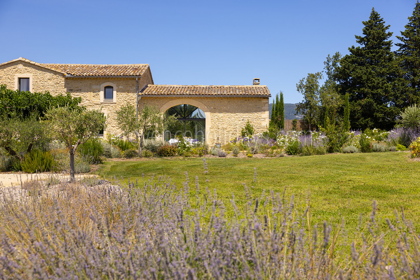 72 - Mas de la Lône: Villa: Exterior