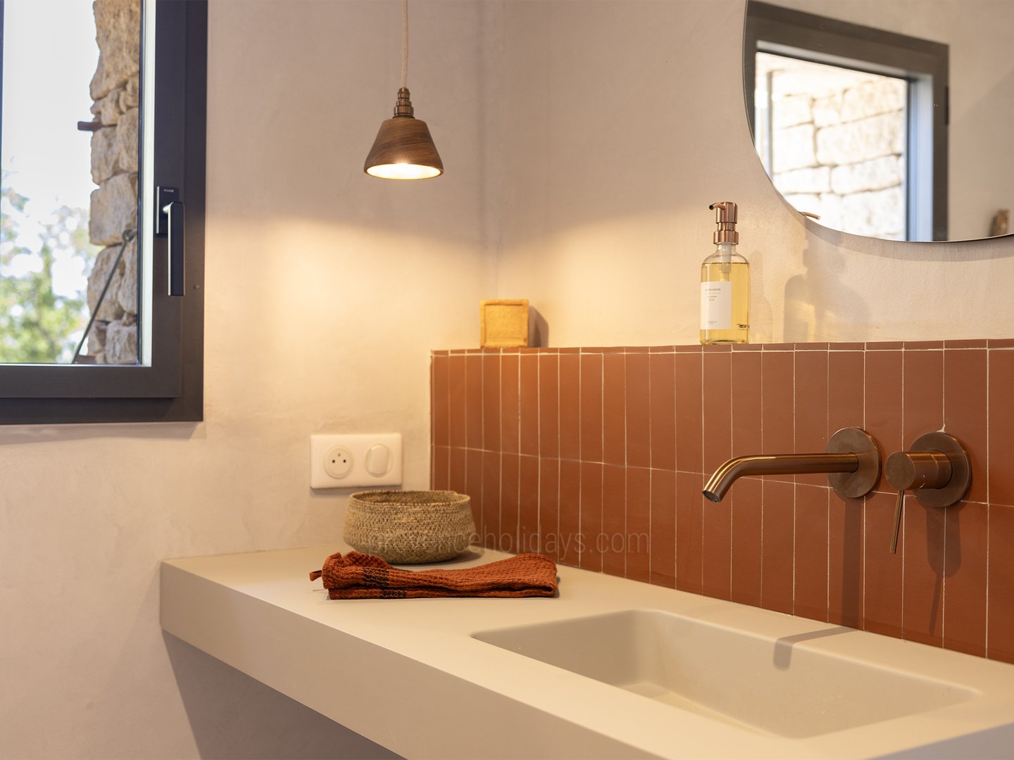 5 - Mas des Chênes Blancs: Villa: Bathroom