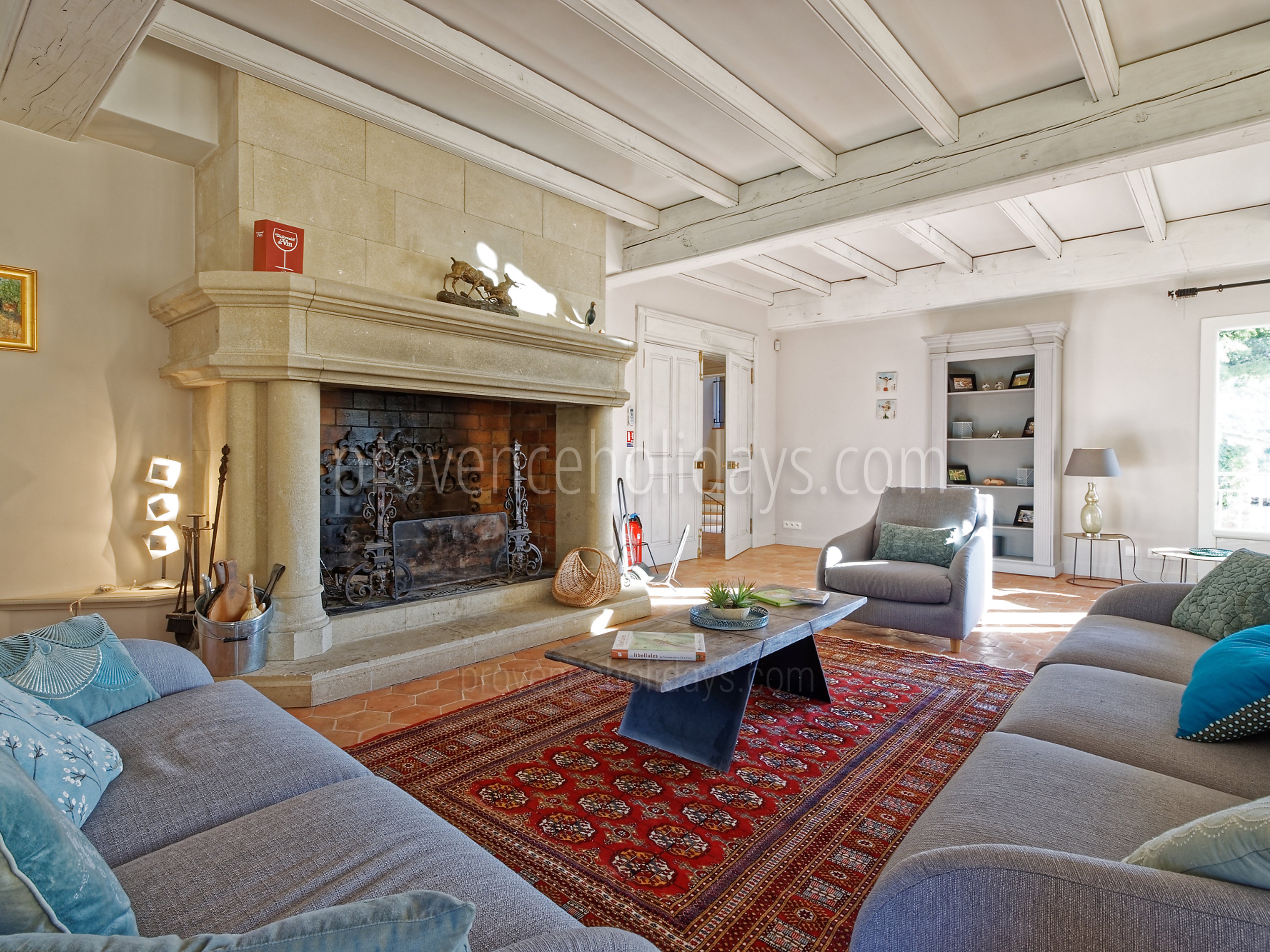 83 - Villa Garrigue: Villa: Interior