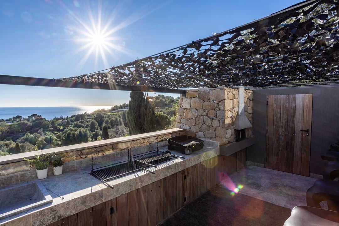 19 - Villa Bleue: Villa: Exterior