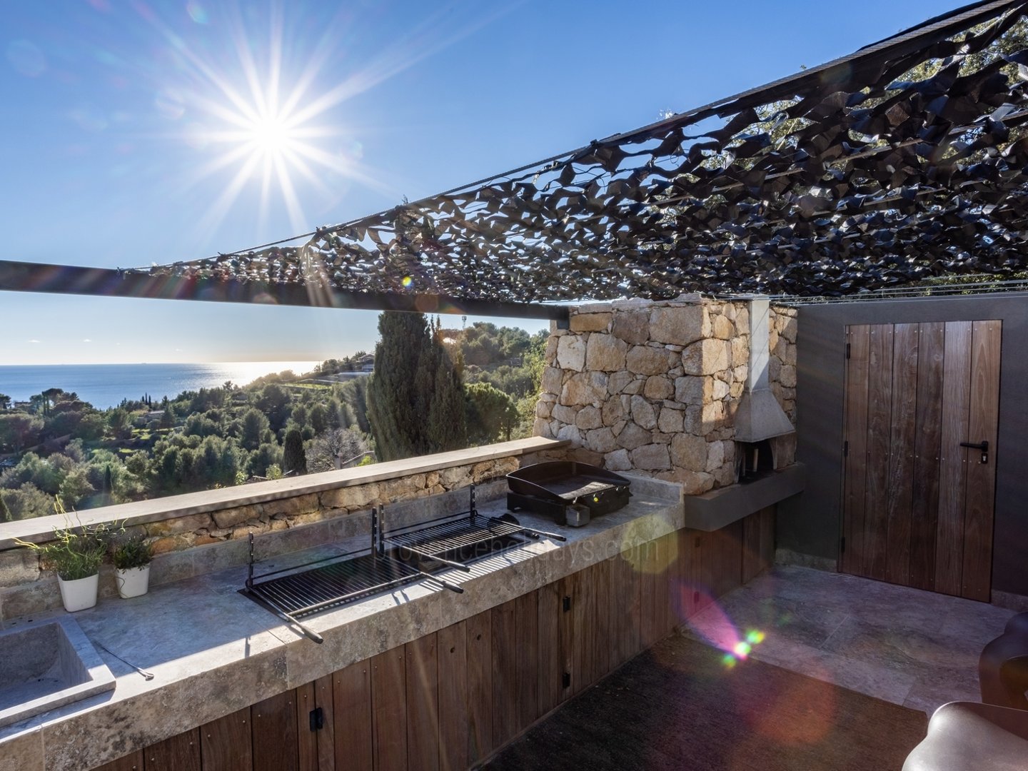 19 - Villa Bleue: Villa: Exterior