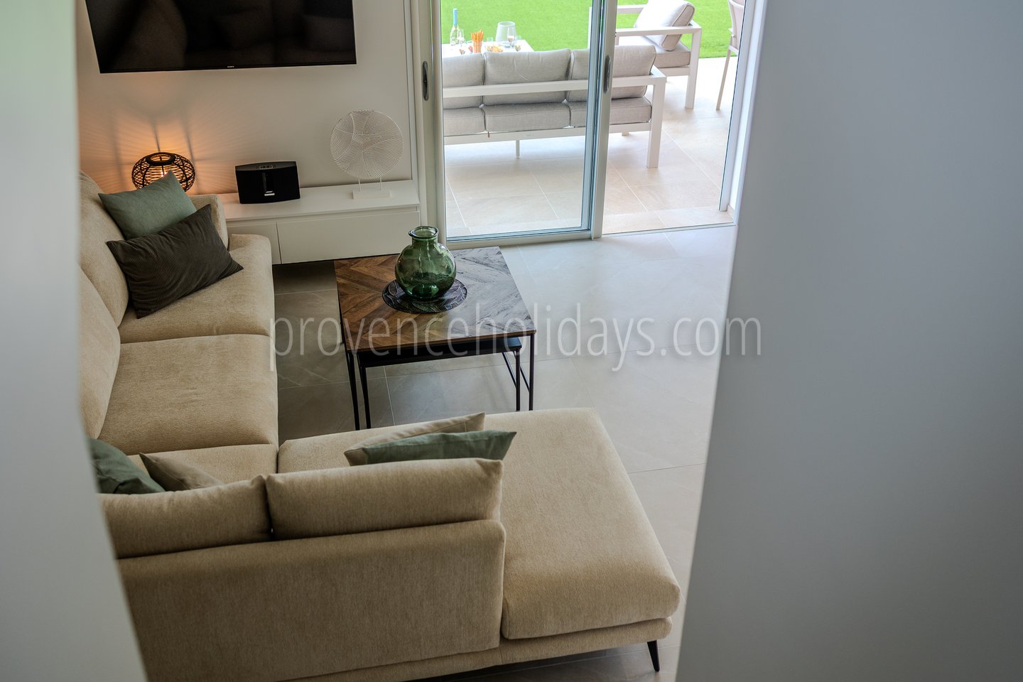 14 - Villa Beau Rivage: Villa: Interior