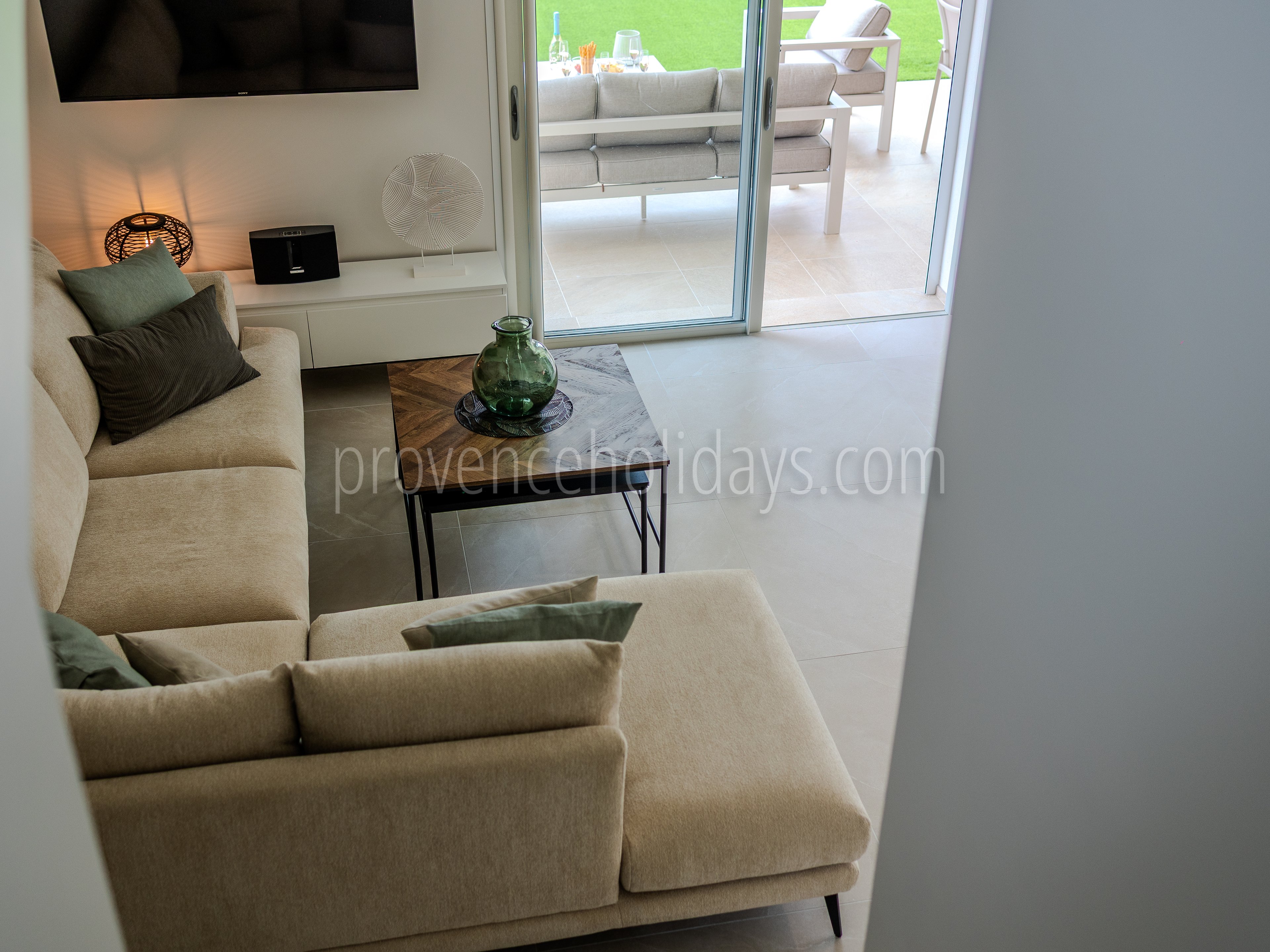 14 - Villa Beau Rivage: Villa: Interior