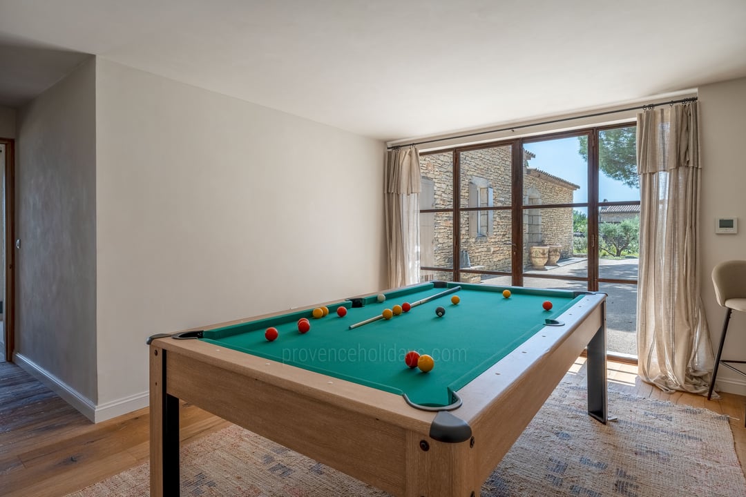 26 - Mas de Charline: Villa: Interior
