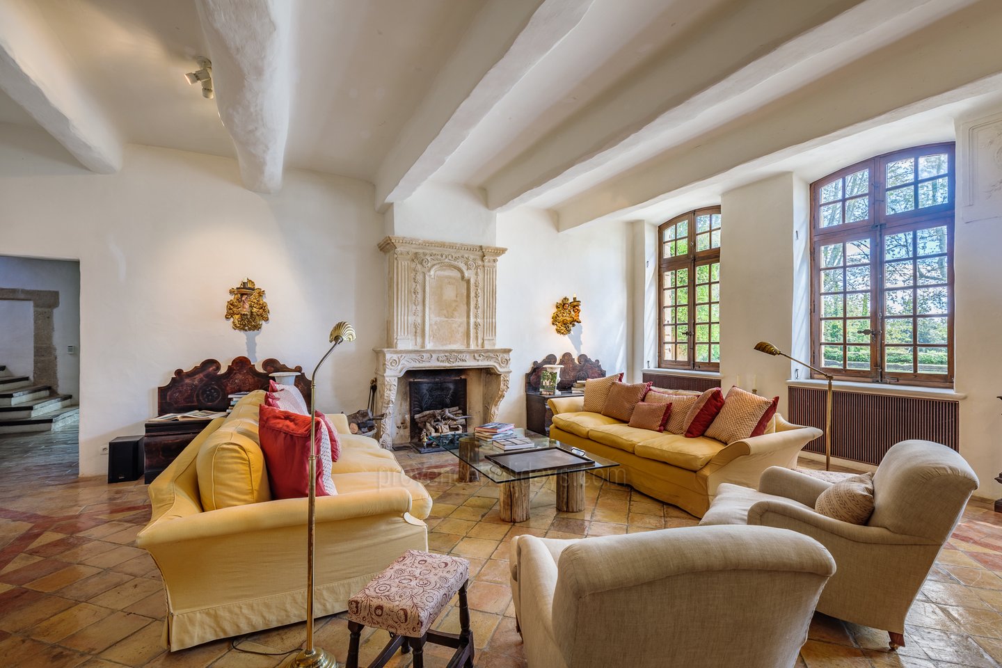 66 - Château de Luberon: Villa: Interior