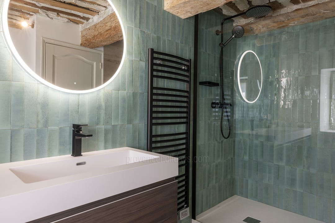 29 - Mas Vernet: Villa: Bathroom