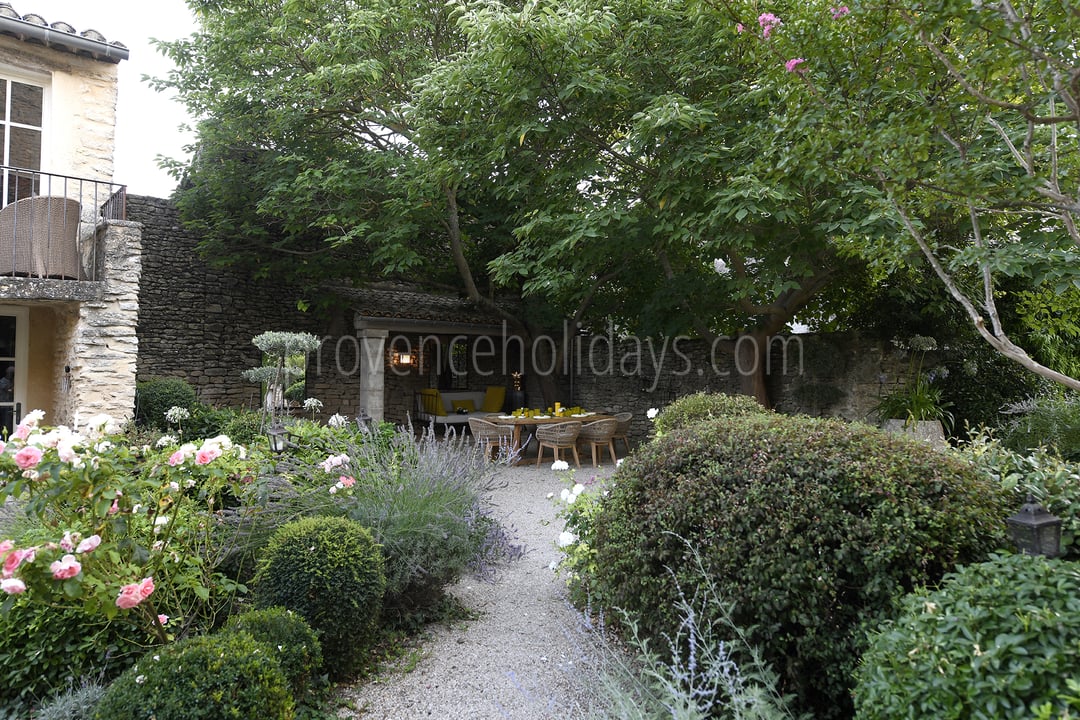 17 - Mas Cabrières: Villa: Exterior