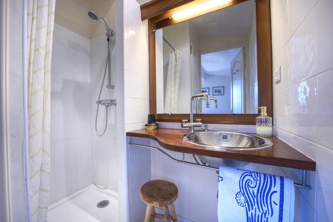 32 - Le Dolmen du Midi: Villa: Bathroom