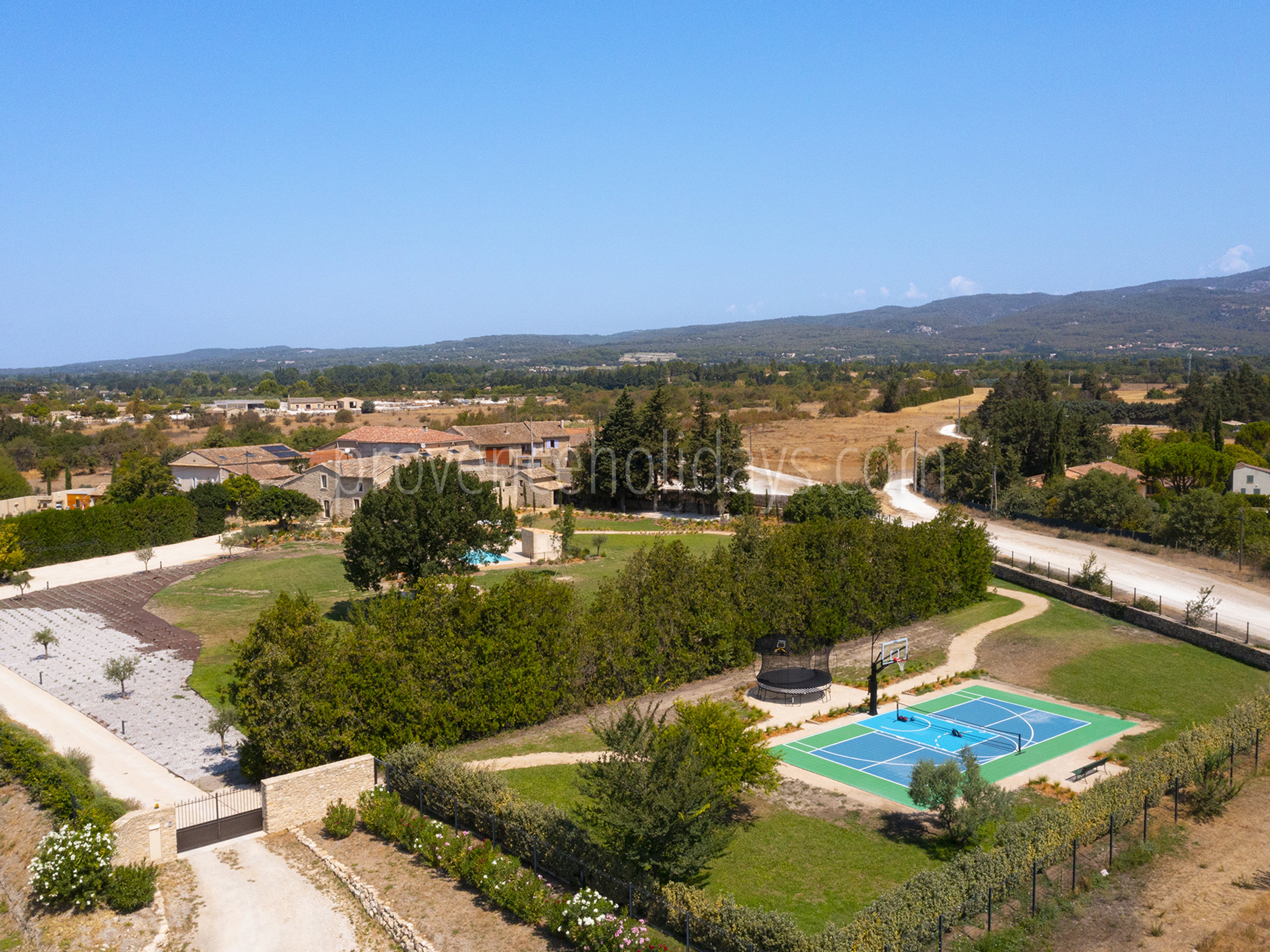 18 - Mas de la Lône: Villa: Exterior