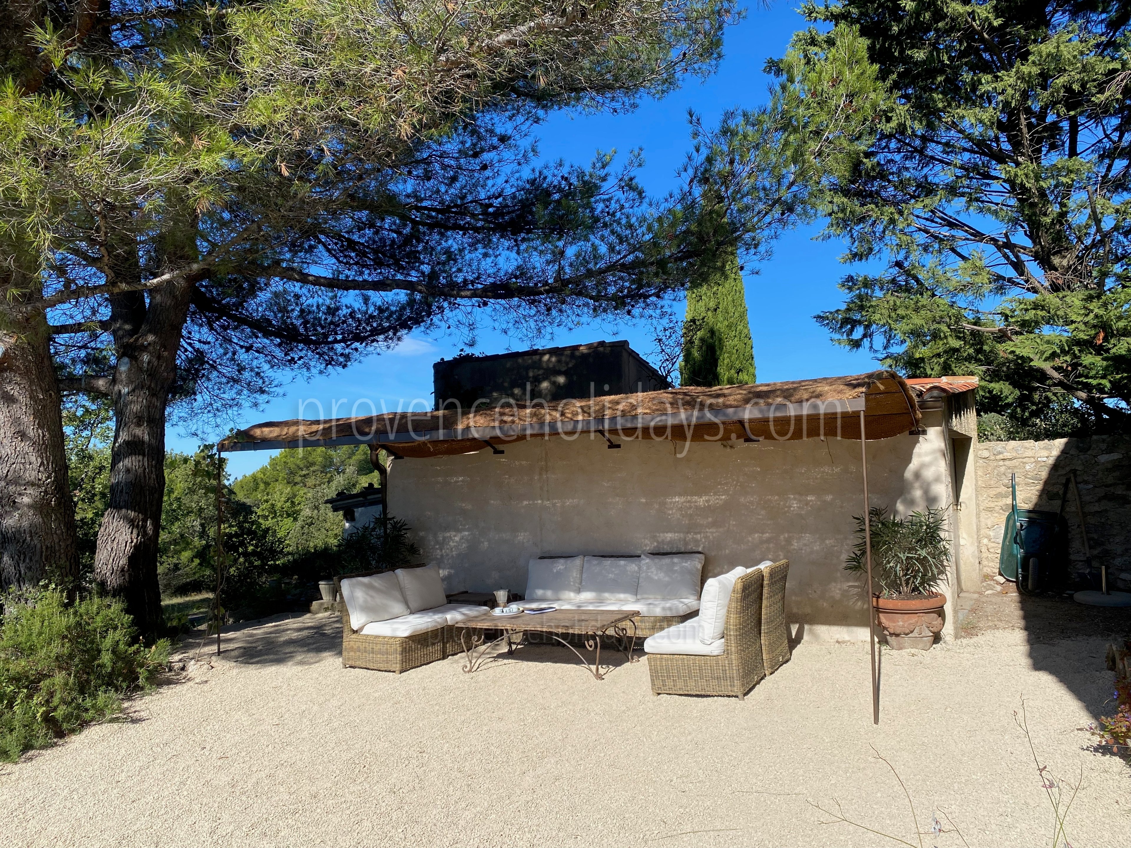 5 - Mas Blauvac: Villa: Exterior