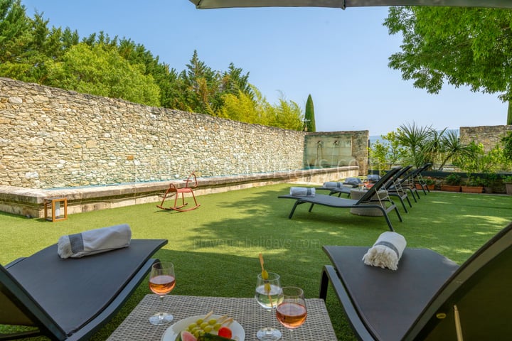 22 - Bastide de la Myrte: Villa: Exterior