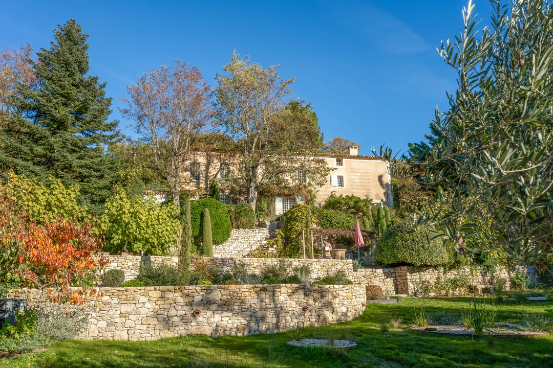 21 - 18e-eeuwse Bastide met uitzicht op de Luberon te koop - Bonnieux: Villa: Exterior
