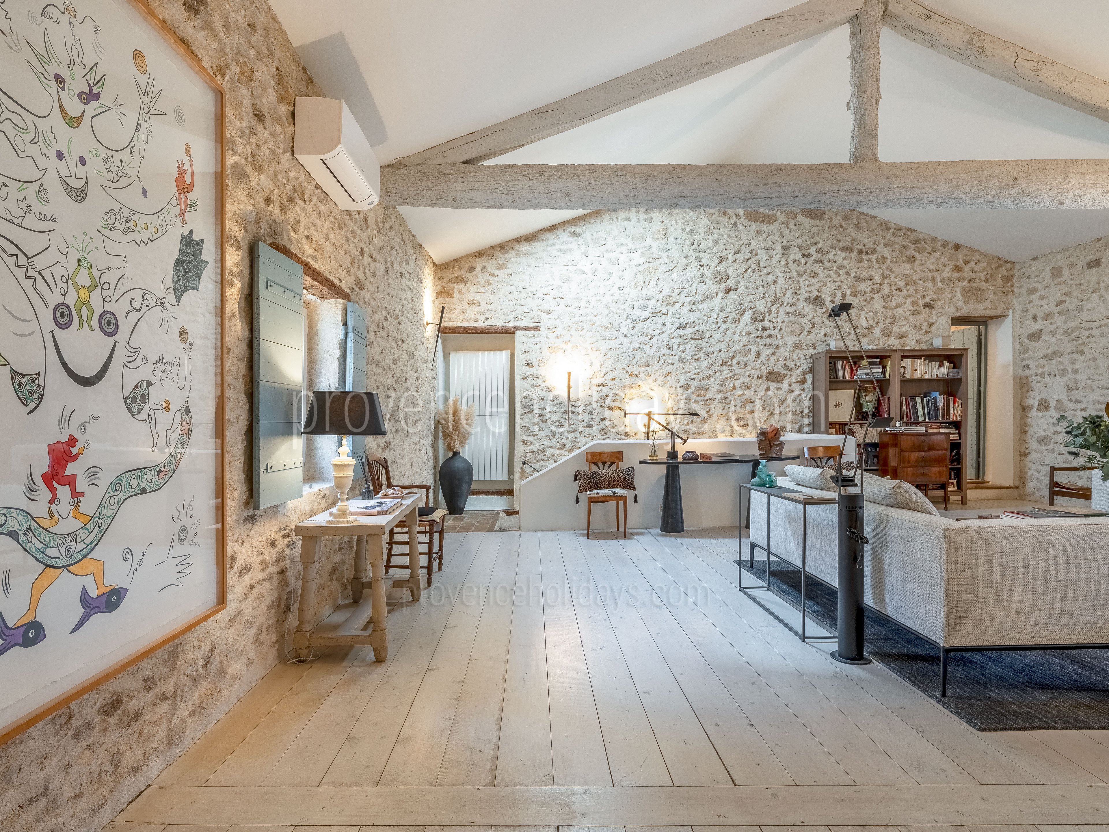 17 - L\'Écrin de Lagnes: Villa: Interior