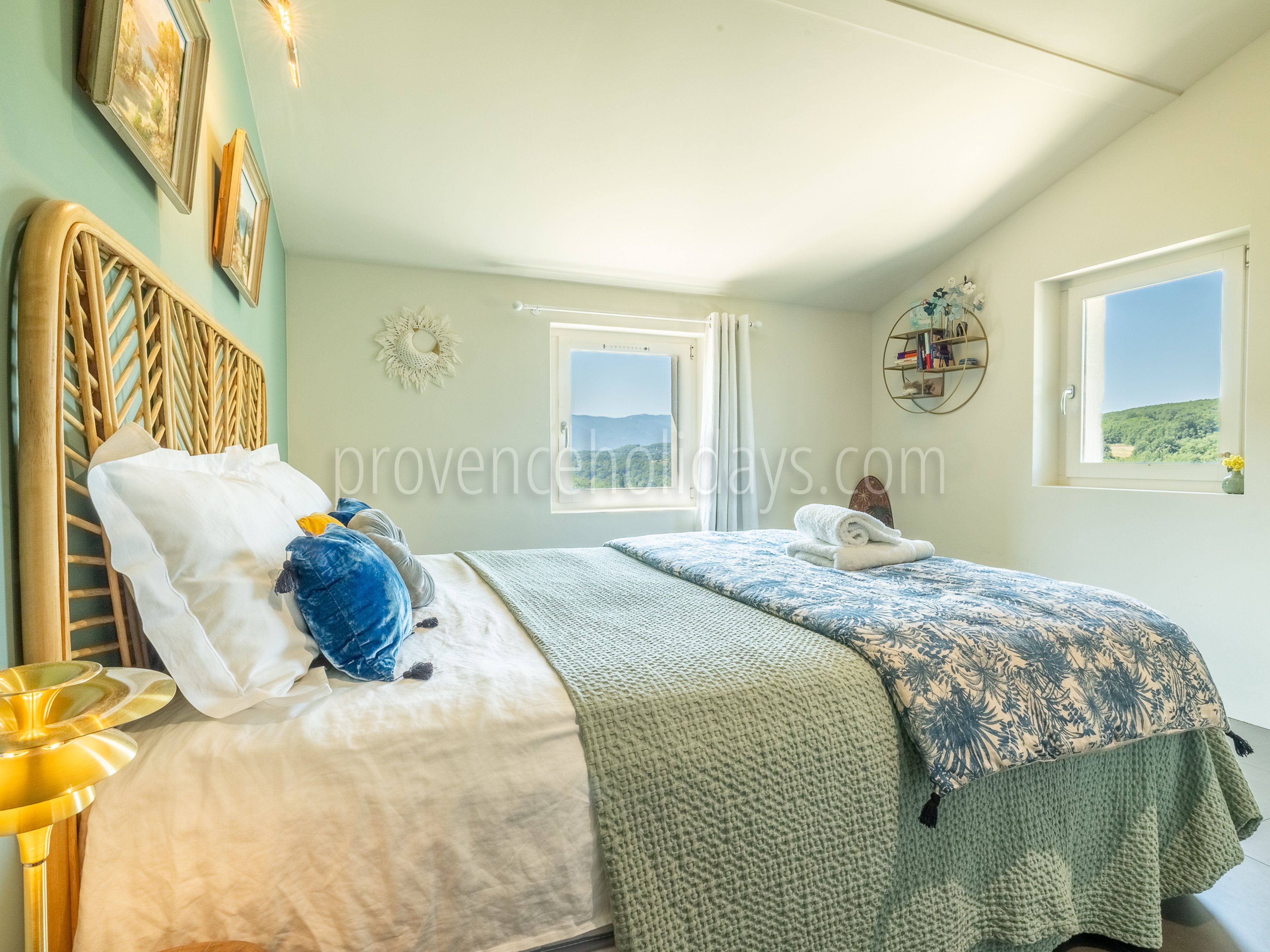 23 - Le Mas du Vallon: Villa: Bedroom
