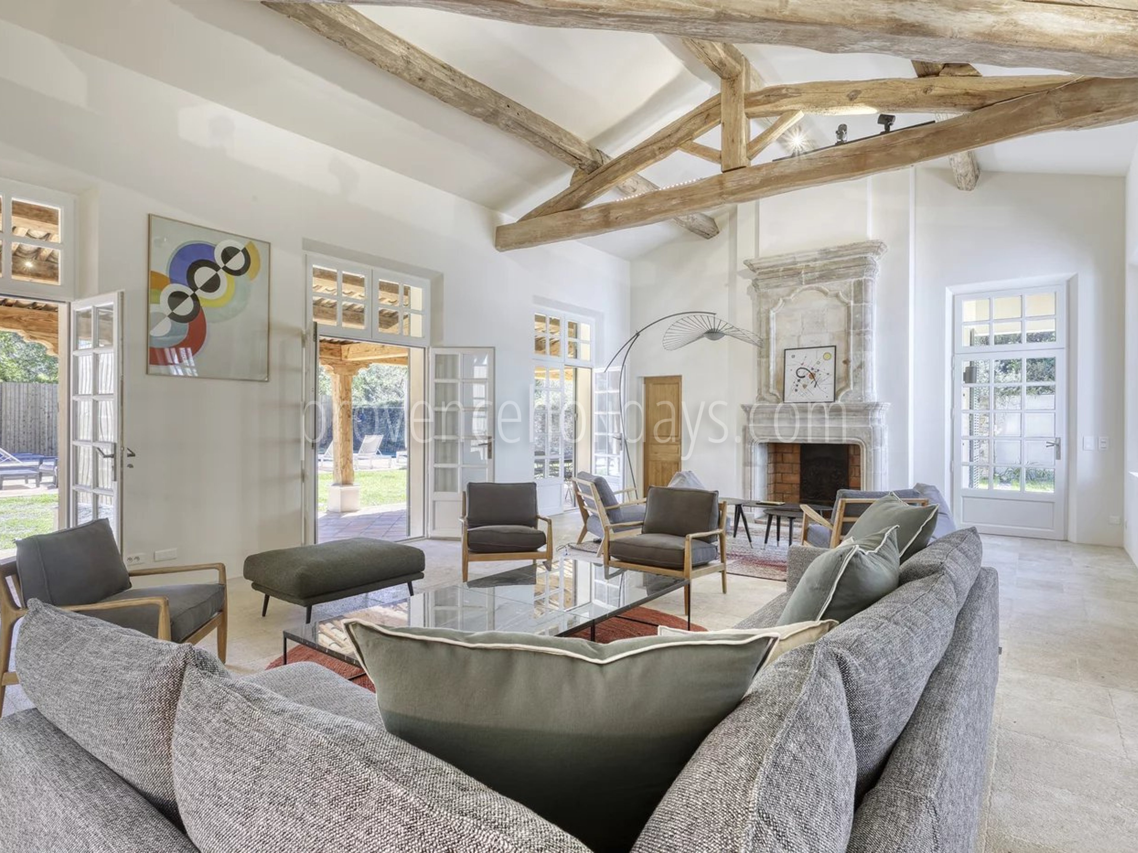 2 - Renovated mas, Ramatuelle: Villa: Interior