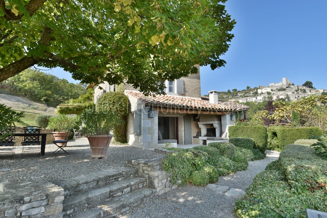 14 - Chez Emile: Villa: Exterior