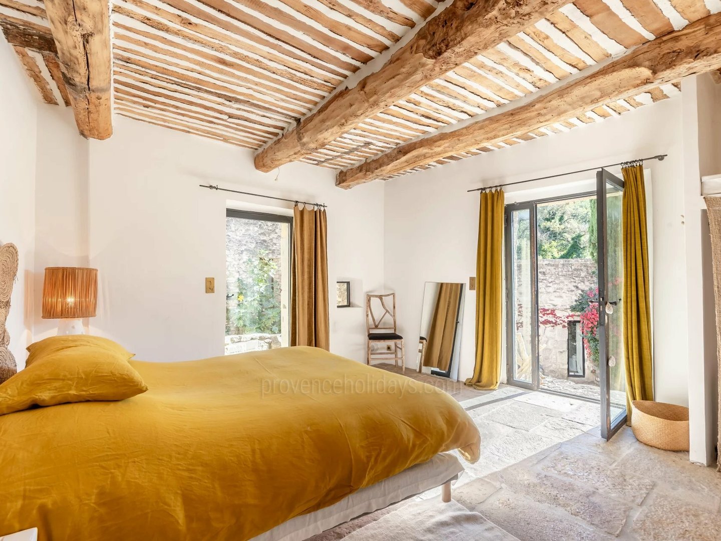 8 - Le Vallon Secret: Villa: Bedroom