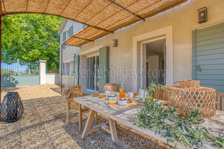 Villa provençale avec vue panoramique sur le Mont Ventoux
