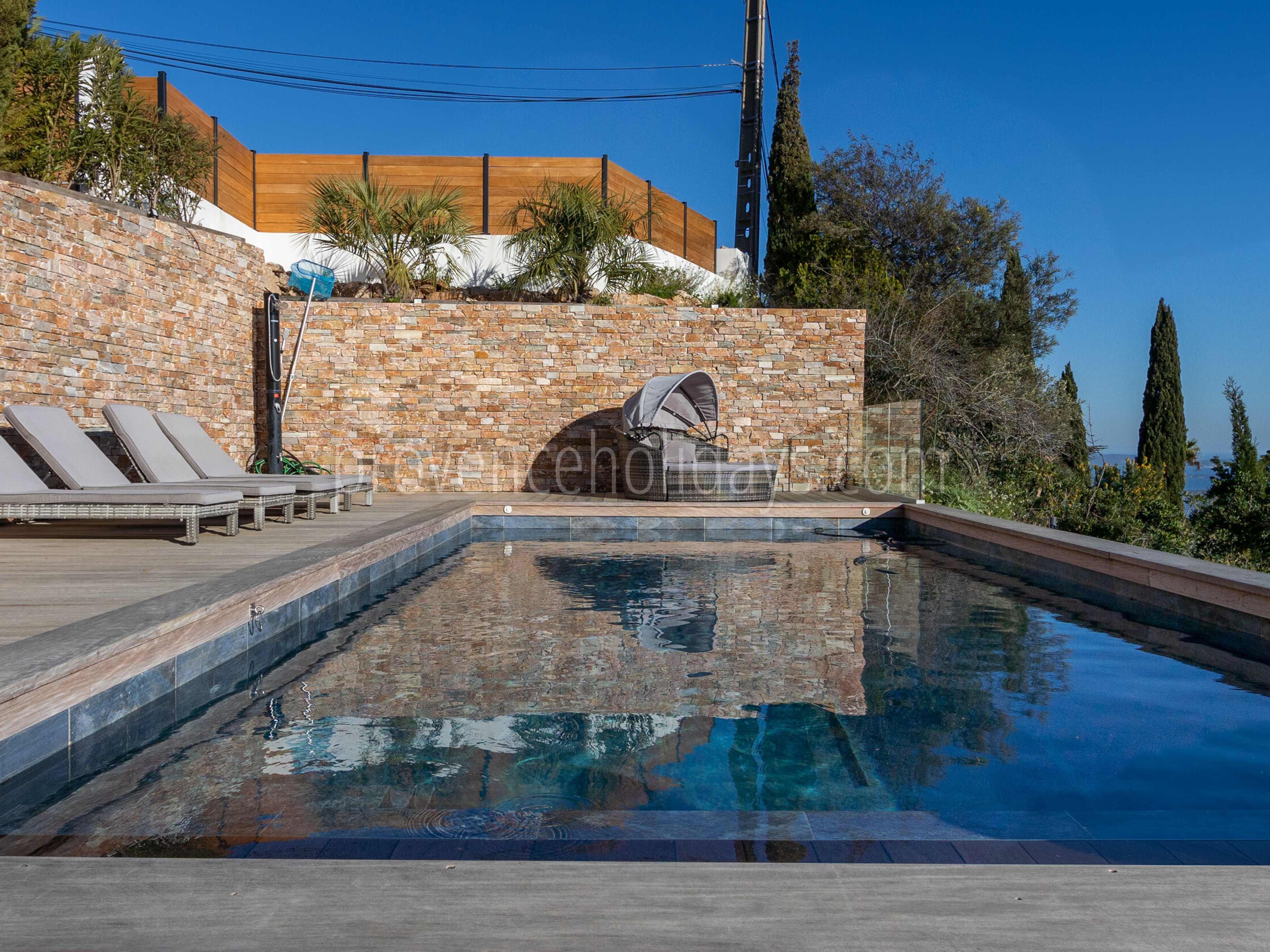 17 - Villa Cali: Villa: Pool