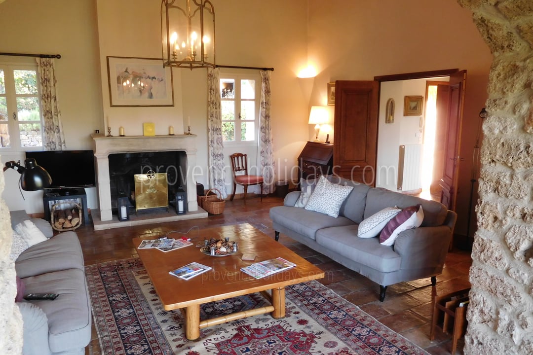 34 - Mas Lorgues: Villa: Interior