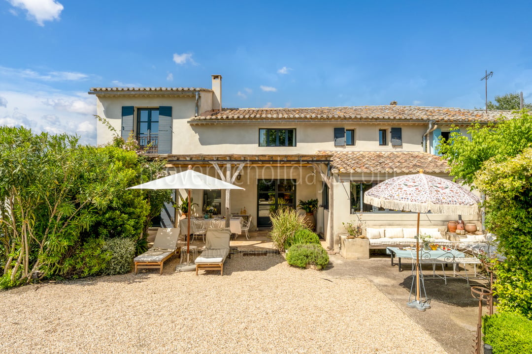 Charmante Villa am Fluss bei L'Isle-sur-la-Sorgue