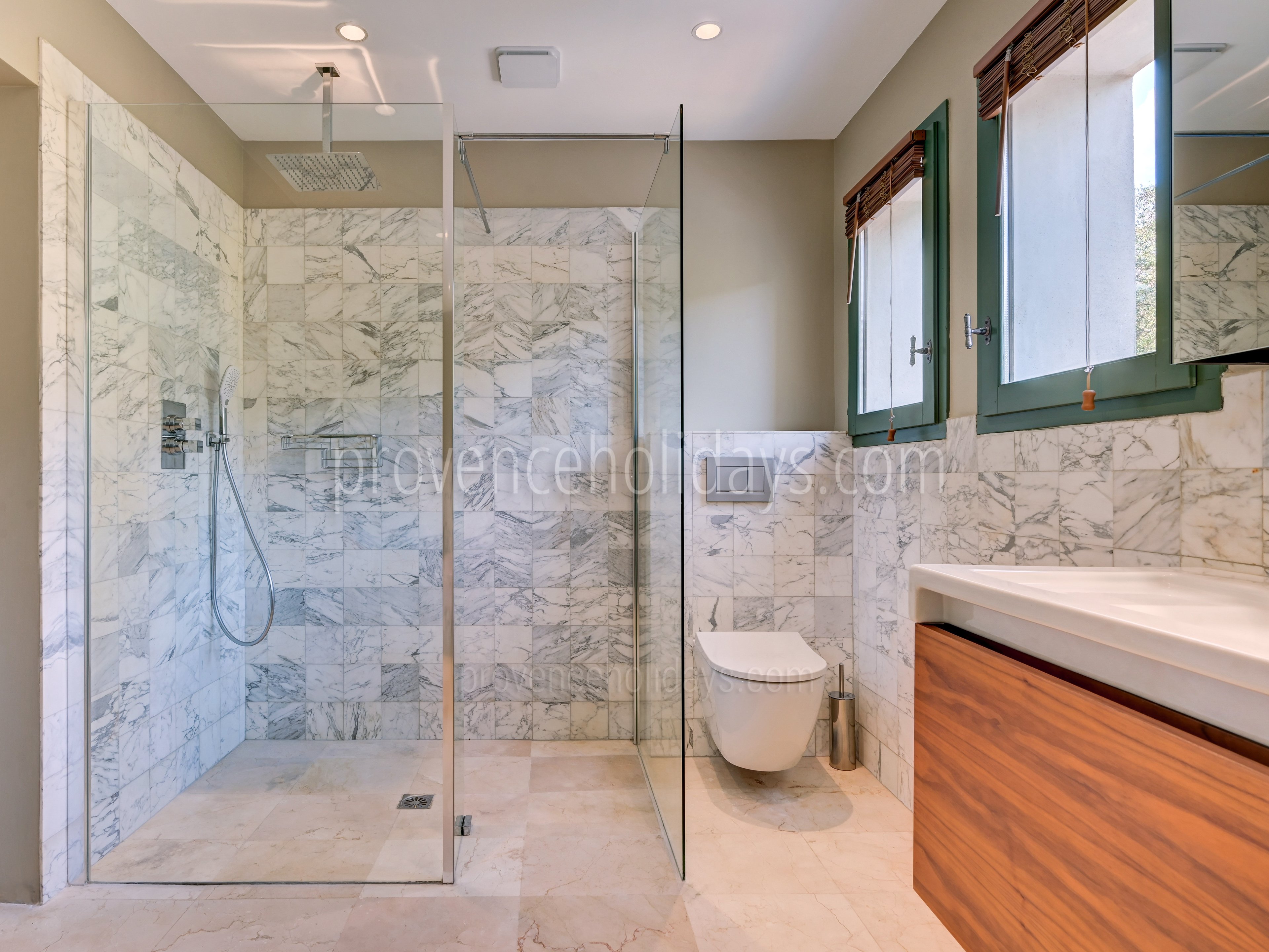 23 - Villa Castel: Villa: Bathroom