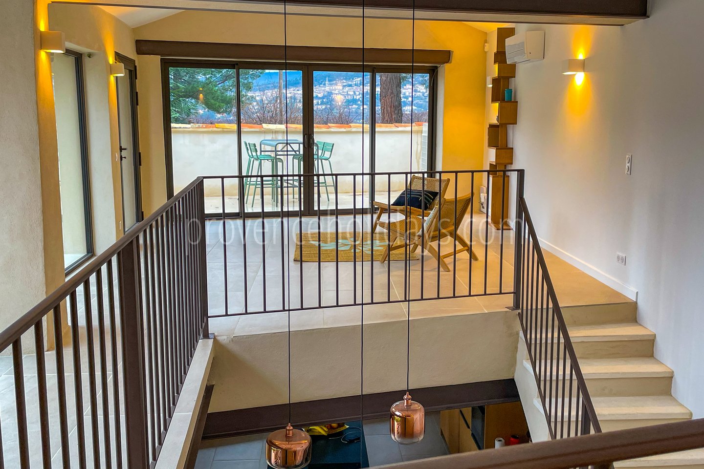 14 - Le Clos des Magnans: Villa: Interior
