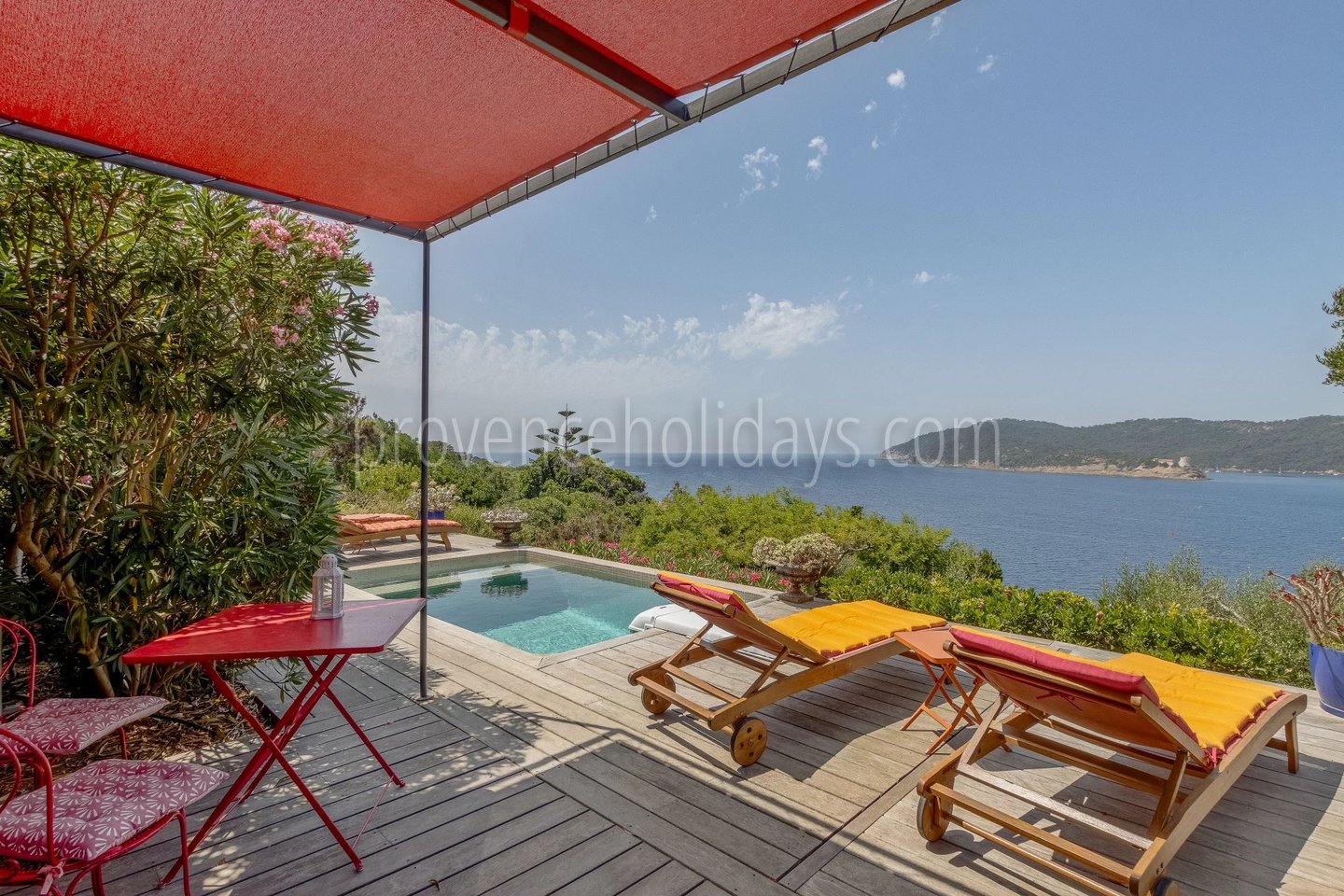 7 - Intieme villa in Hyères: Villa: Pool