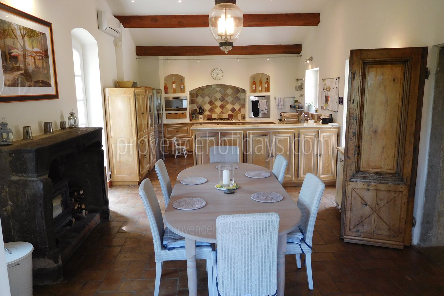 32 - Mas Lorgues: Villa: Interior