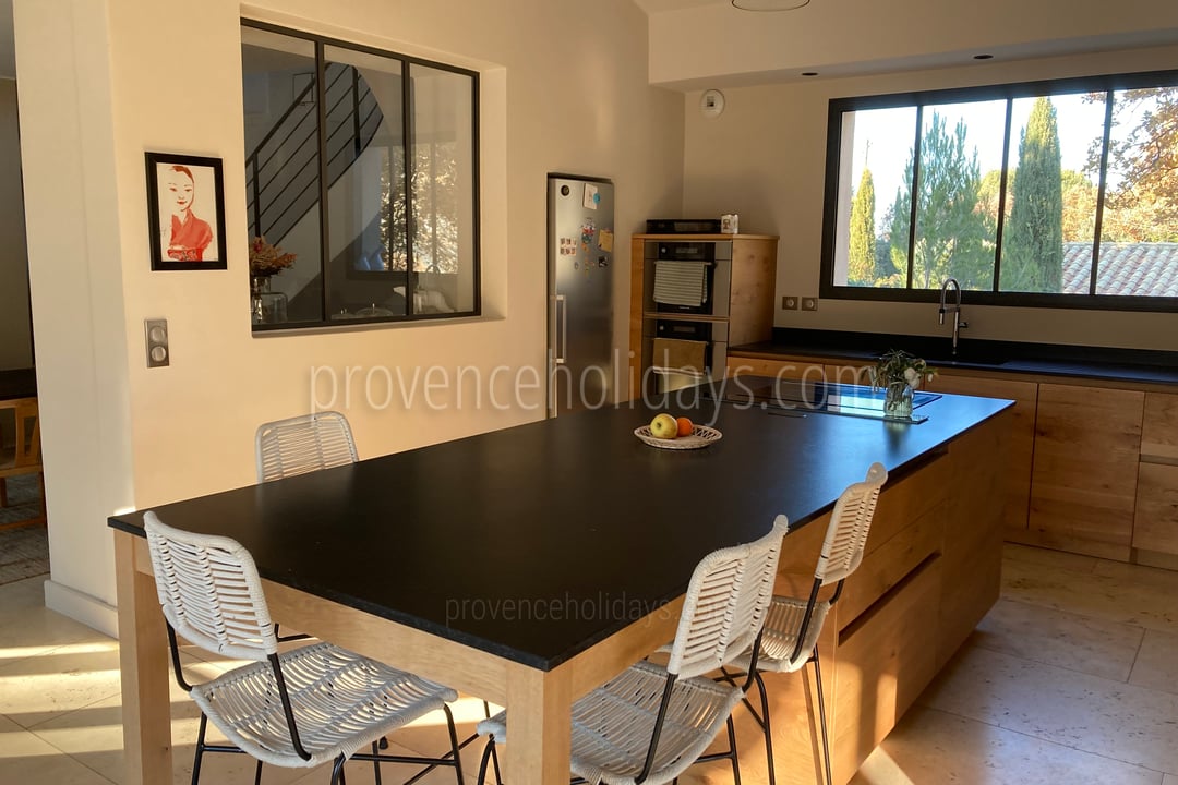 41 - Le Mas Provençal: Villa: Interior